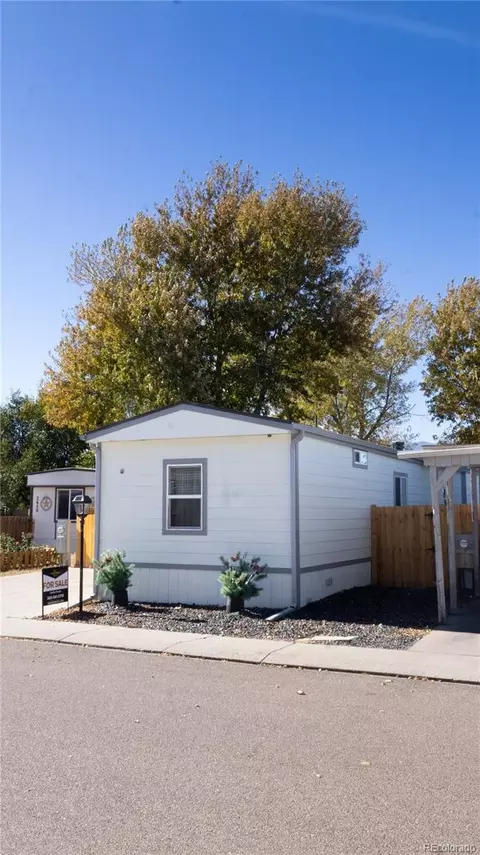2612 Swale Run, Colorado Springs, CO 80916