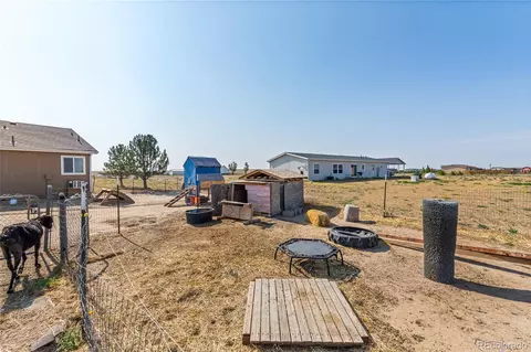 Exterior - 9 E Ranch Rd, Wiggins, CO 80654 photo 9 of 12
