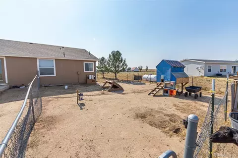 Exterior - 9 E Ranch Rd, Wiggins, CO 80654 photo 10 of 12