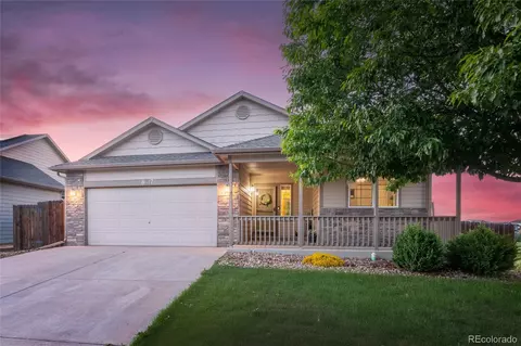8617 W 17th St Dr, Greeley, CO 80634