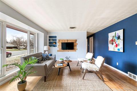 2857 E Peakview Cir, Centennial, CO 80121 photo 2