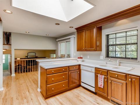7853 E Colgate Pl, Denver, CO 80231 photo 10