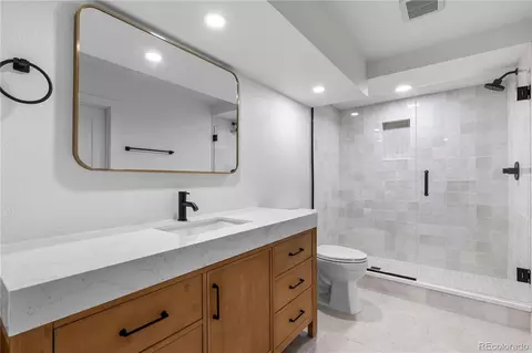 3919 S Eagle St, Aurora, CO 80014 photo 33