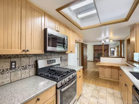 Kitchen - 15818 E 8th Cir, Aurora, CO 80011 photo 3 of 3