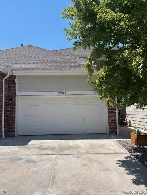 2796 Newport Cir, Castle Rock, CO 80104