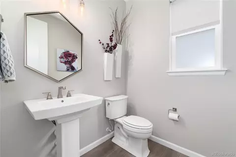 Bath - 27794 E Davies Dr, Aurora, CO 80016 photo 1 of 5
