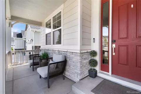Exterior - 27794 E Davies Dr, Aurora, CO 80016 photo 2 of 6