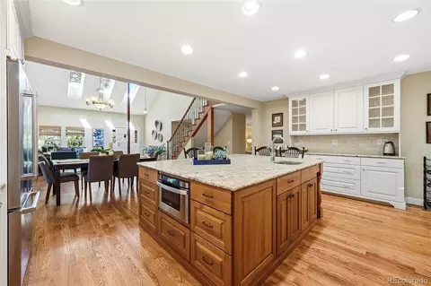 Kitchen - 3056 E Hinsdale Ave, Centennial, CO 80122 photo 2 of 4