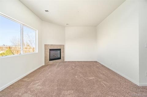 15641 E 52nd Ave, Denver, CO 80239 photo 3