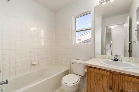 15641 E 52nd Ave, Denver, CO 80239 photo 16