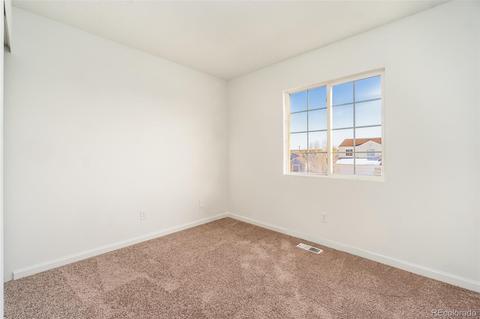 15641 E 52nd Ave, Denver, CO 80239 photo 15