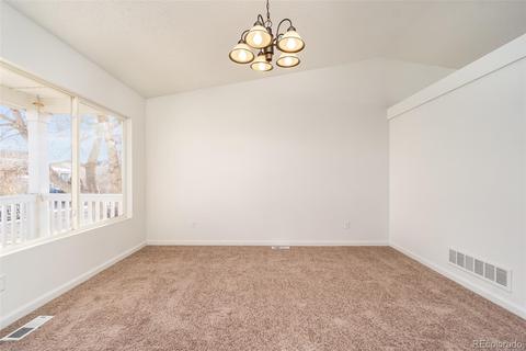 15641 E 52nd Ave, Denver, CO 80239 photo 6