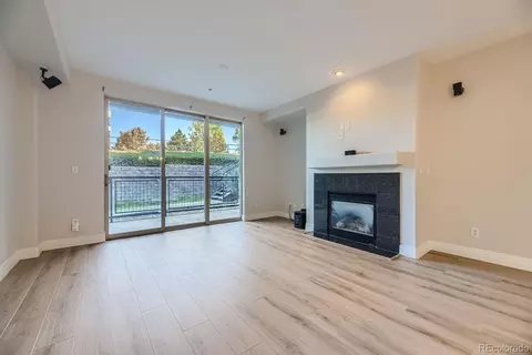 9079 E Panorama Cir #217, Englewood, CO 80112