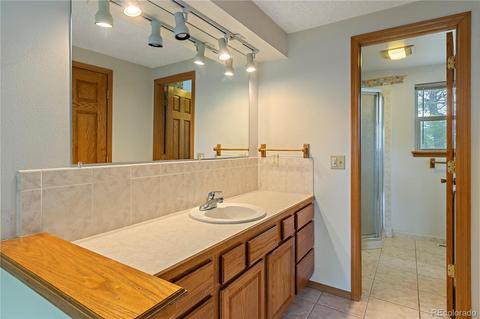 8063 E Bucknell Pl, Denver, CO 80231 photo 22