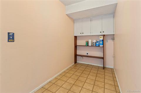 8063 E Bucknell Pl, Denver, CO 80231 photo 18