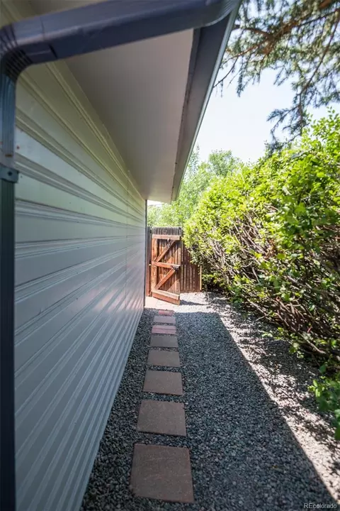 6027 Dudley Ct, Arvada, CO 80004 photo 20