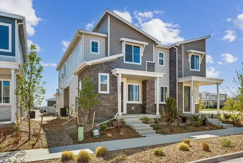 542 Pagosa St, Aurora, CO 80017
