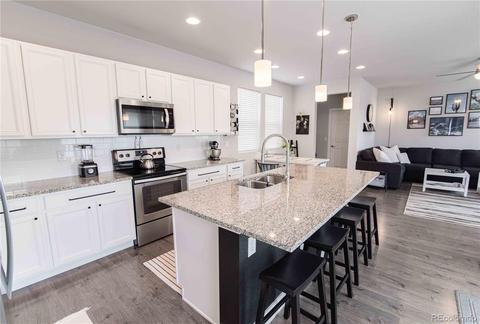 15604 E 47th Dr, Denver, CO 80239 photo 5