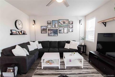15604 E 47th Dr, Denver, CO 80239 photo 12