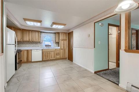 1180 Iris St, Lakewood, CO 80215 photo 14