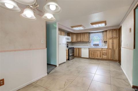 1180 Iris St, Lakewood, CO 80215 photo 16
