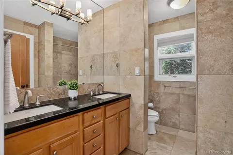 Bath - 7643 Red Fox Dr, Evergreen, CO 80439 photo 4 of 6