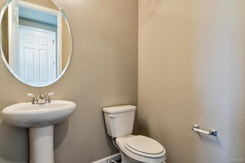 27063 E Archer Ave, Aurora, CO 80018 photo 5