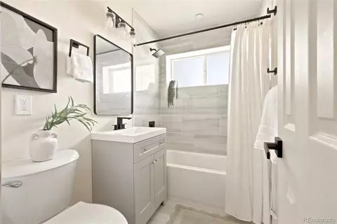 Bath - 3280 Leyden St, Denver, CO 80207 photo 1 of 3
