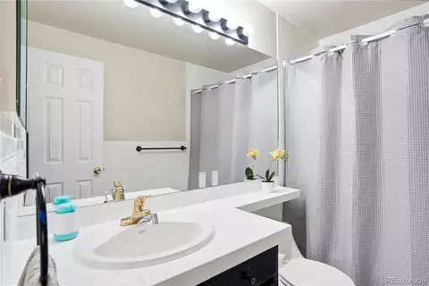 Bath - 5505 E 117th Cir, Denver, CO 80233 photo 3 of 4