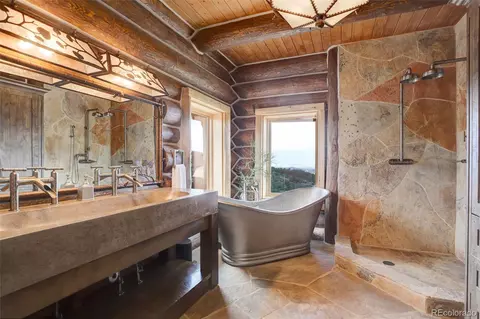 Bath - 9126 Goldmine Rd, Loveland, CO 80538 photo 1 of 3