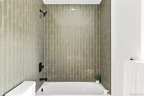 Bath - 7042 E Wesley Ave, Denver, CO 80224 photo 2 of 6