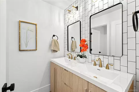 Bath - 7042 E Wesley Ave, Denver, CO 80224 photo 3 of 6
