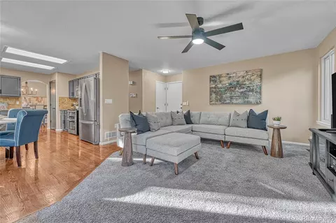 19540 E Crestridge Cir, Centennial, CO 80015 photo 12