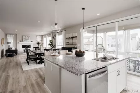 7195 S Yantley Way, Aurora, CO 80016