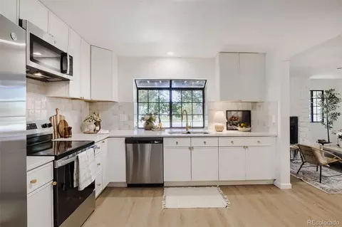Kitchen - 12662 E Warren Dr #E, Aurora, CO 80014 photo 3 of 4