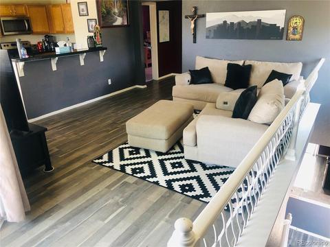 18635 E Chaffee Pl, Denver, CO 80249 photo 4