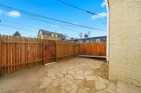Exterior - 210 E 4th Ave, Denver, CO 80203 photo 4 of 6