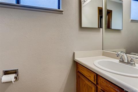 3875 S Biscay St, Aurora, CO 80013 photo 15