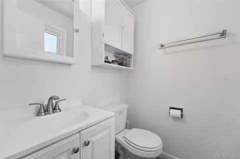 Bath - 957 E 9th Ave, Broomfield, CO 80020 photo 2 of 2