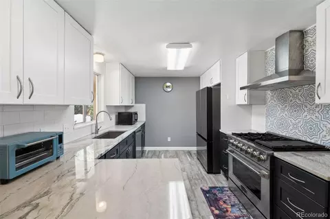 Kitchen - 957 E 9th Ave, Broomfield, CO 80020 photo 2 of 5