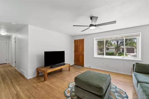 Living - 957 E 9th Ave, Broomfield, CO 80020 photo 2 of 4