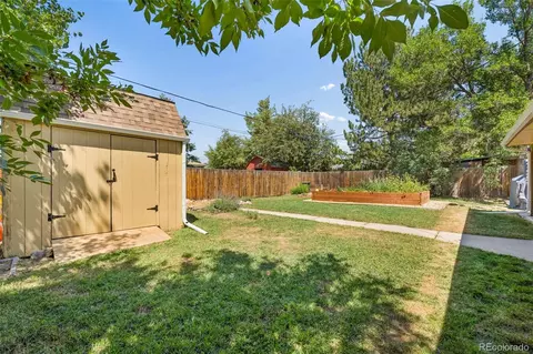 Exterior - 957 E 9th Ave, Broomfield, CO 80020 photo 7 of 7