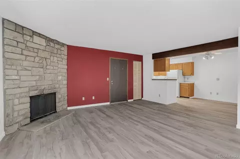 Living - 429 Wright St #212, Lakewood, CO 80228 photo 3 of 6