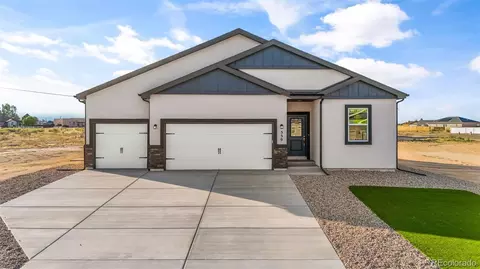 559 Bayview Dr, Pueblo, CO 81007