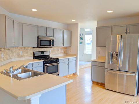 19137 E Belleview Pl, Centennial, CO 80015 photo 3