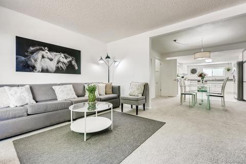 15890 E Columbia Pl, Aurora, CO 80013 photo 2
