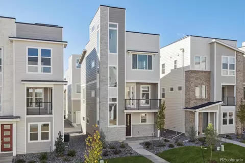 1227 Rhett Dr, Lafayette, CO 80026
