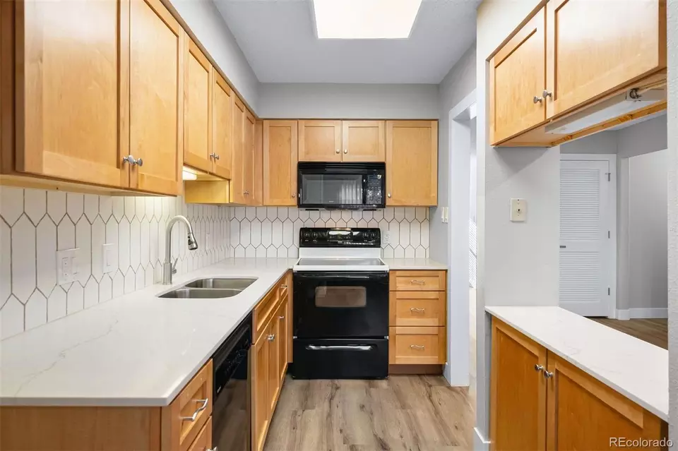  2301 E Fremont Ave #V03, Centennial, CO 80122 photo 3