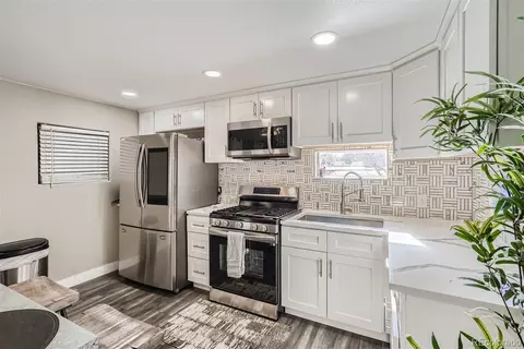 14321 E 19th Pl, Aurora, CO 80011 photo 9