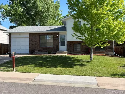 8821 W Stanford Ave, Littleton, CO 80123